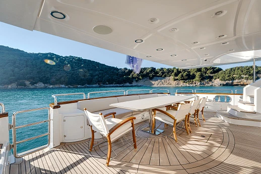 Azimut 116 yacht 2008 7