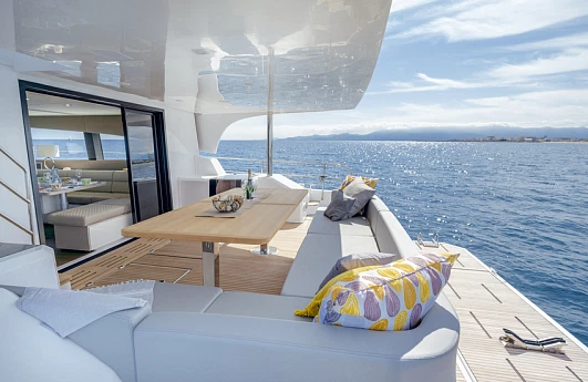 Яхта Aventura 50 MY 2024 7