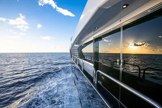 Яхта Sunseeker Predator 115 2013 10