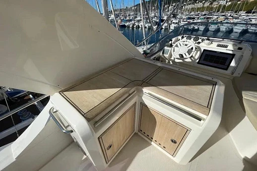 Azimut 58 yacht 2011 8