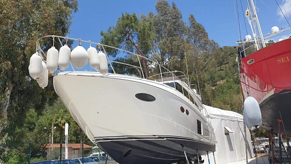 Яхта Princess 56 2013 6