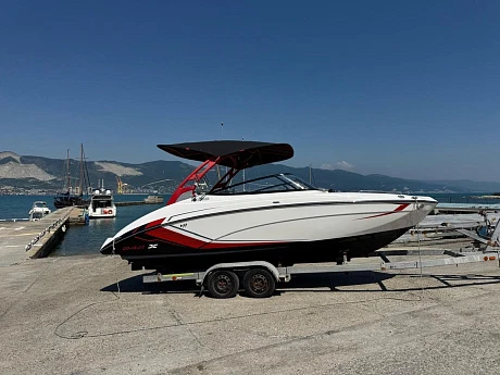 Яхта Yamaha 242 EX 2018 1