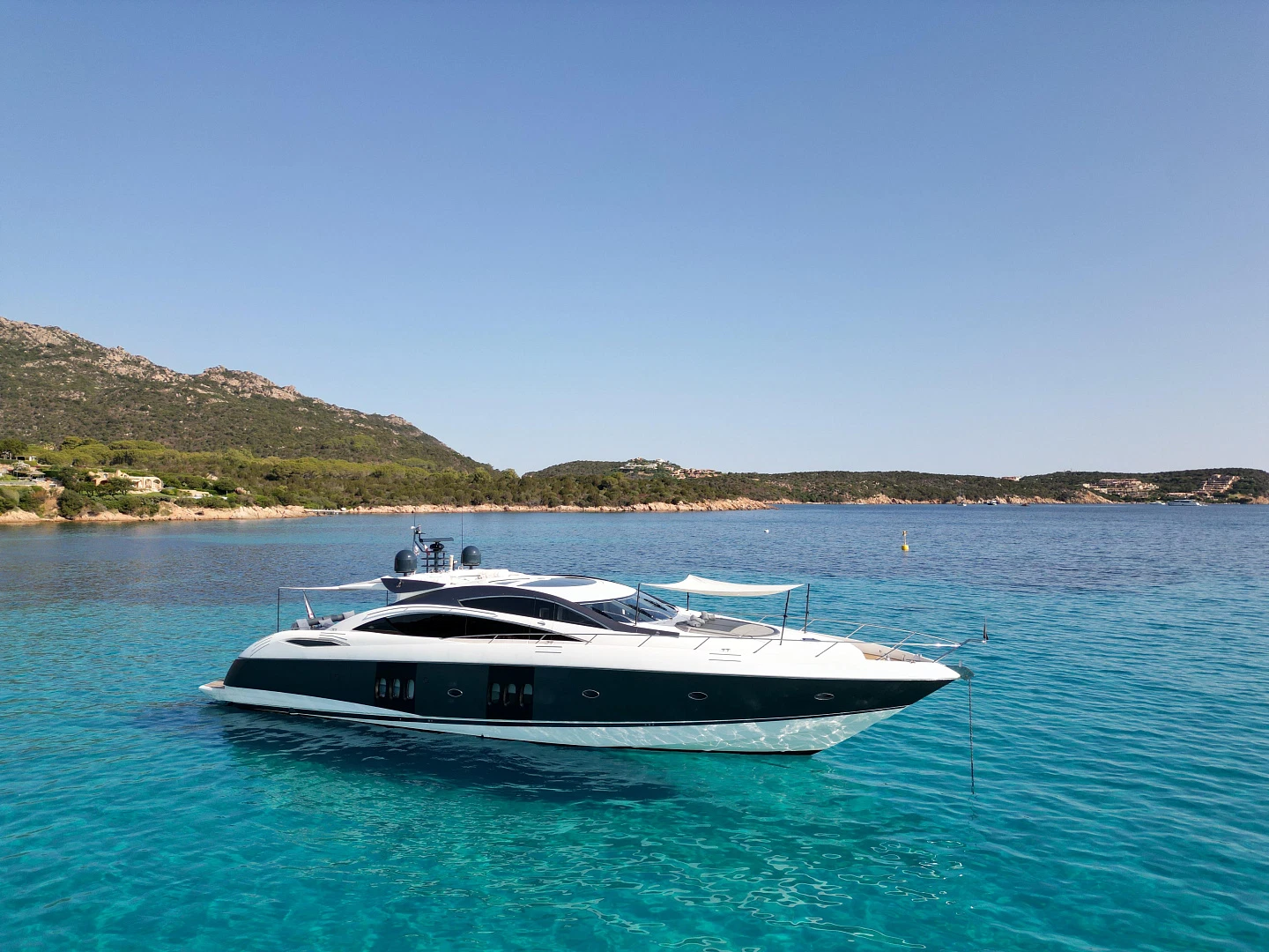 Sunseeker Predator 82