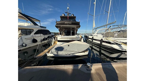 Galeon 700 Sky yacht 2021 2