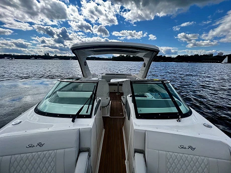 Sea Ray 310 SLX yacht 2024 10