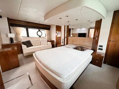 Яхта Sunseeker Manhattan 63 2011 11