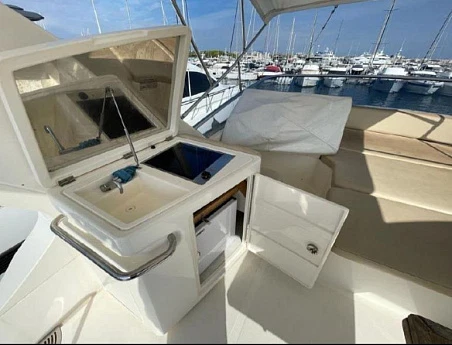 Azimut Fly 53 yacht 2011 4