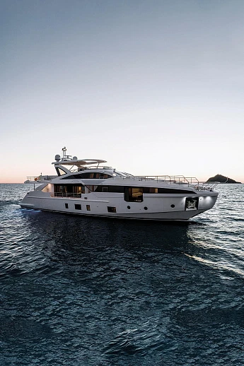 Azimut Grande 32 yacht 2019 2