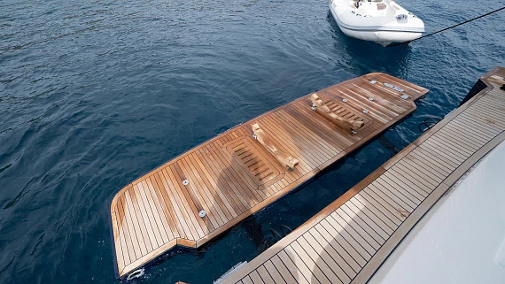 Яхта Princess 64 2012 6