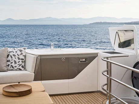 Princess F58 yacht  7