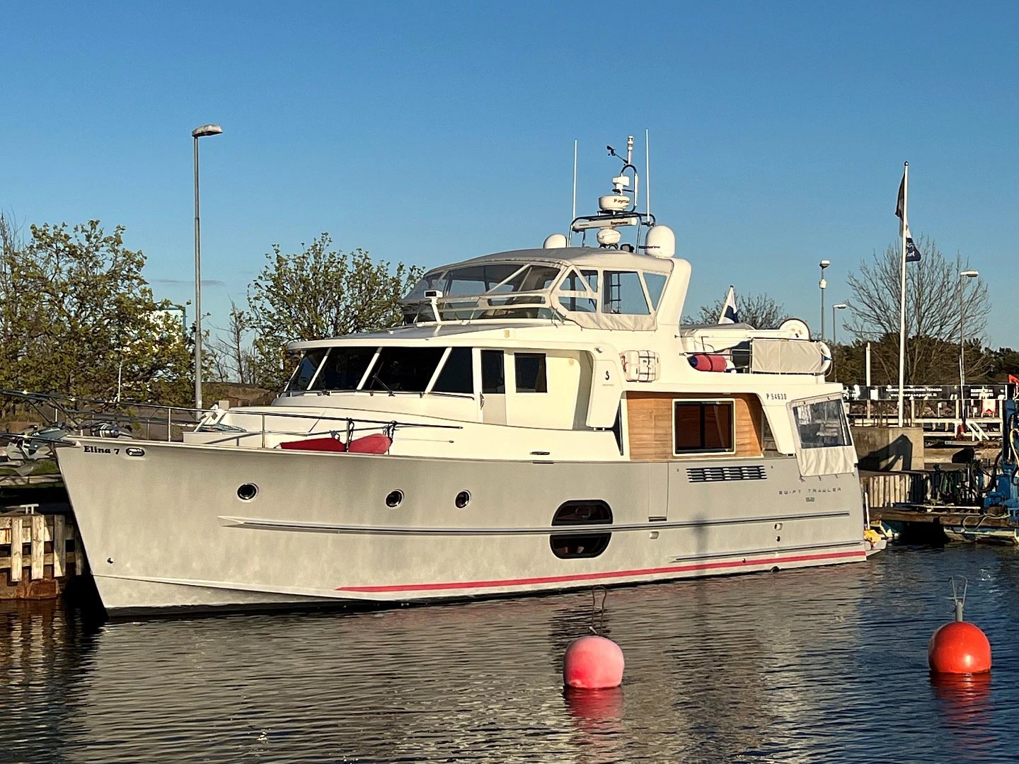 Beneteau Swift Trawler 52
