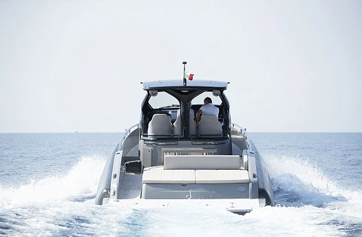 Rebel 40 yacht  9