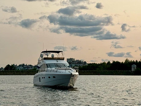 Яхта Princess 54 2008 1