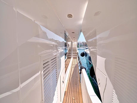 Яхта Azimut Grande 32 2019 13