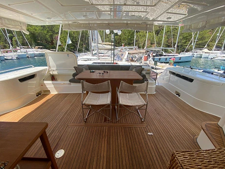 Яхта Ferretti 731 2009 5