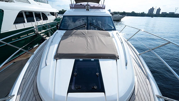 Яхта Princess 49 2019 7
