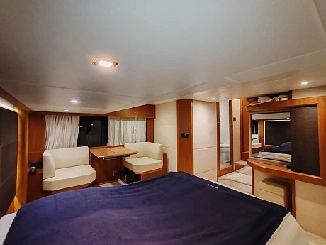 Absolute 52 FLY yacht 2014 12