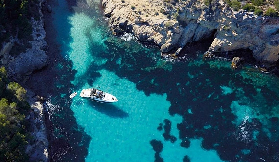 Princess V48 Open yacht 2016 1