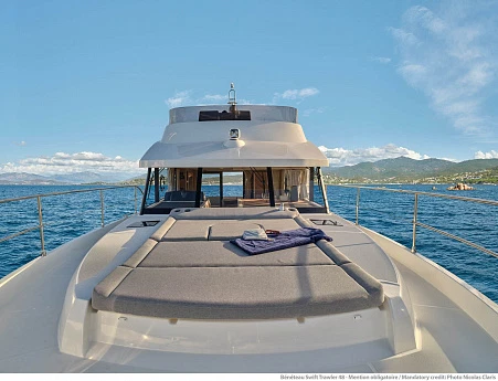 Яхта BENETEAU SWIFT TRAWLER 48  3