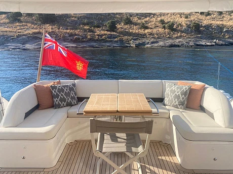 Princess Flybridge 72 yacht 2014 9