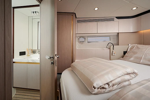 Яхта Azimut Fly 60 2019 1