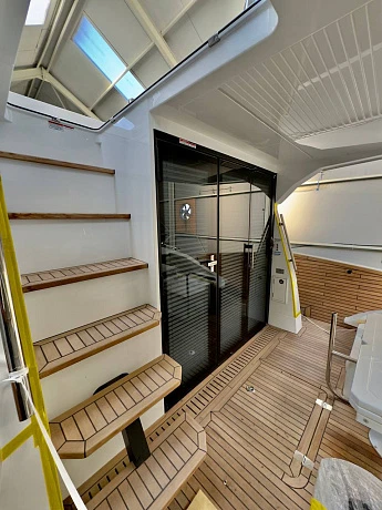Яхта Galeon 400 Fly 2024 9