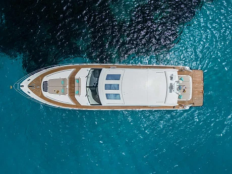 Princess V72 yacht 2016 2