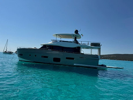 Azimut Magellano 66 yacht 2017 4