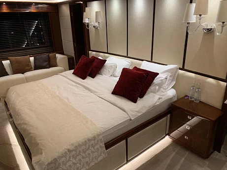 Яхта Princess 98 MY 2012 12