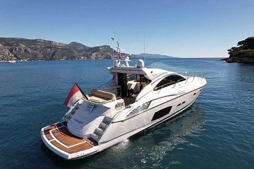 Яхта Sunseeker Predator 60 2012 3
