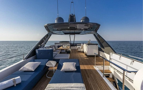 Ferretti 780 yacht 2024 3