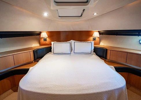 Яхта Fairline Squadron 78 2010 12