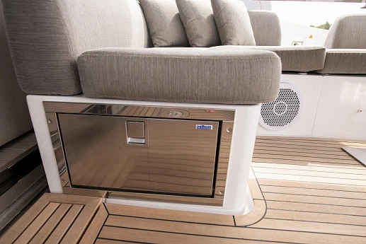 Яхта Azimut S6 2020 14