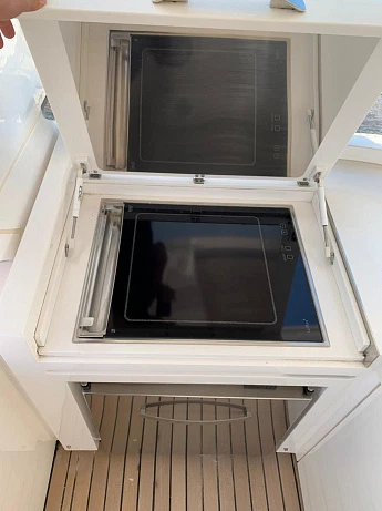 Яхта Princess 98 MY 2012 6