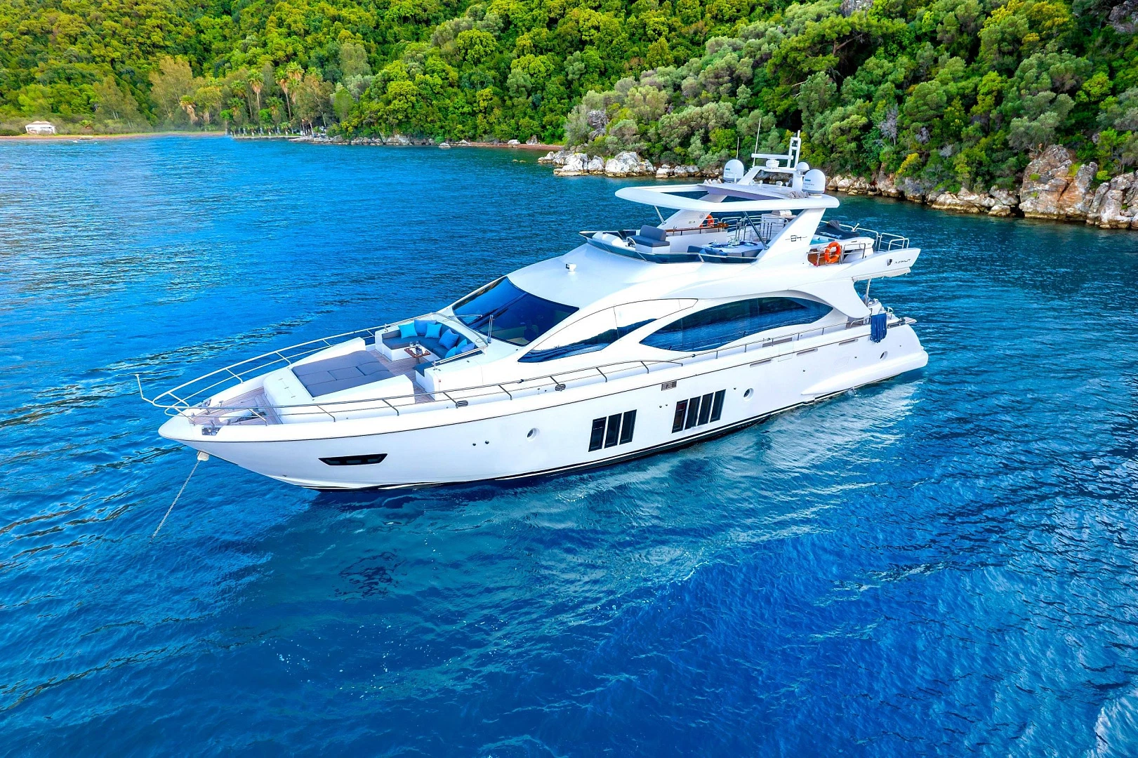 Azimut 84