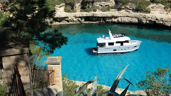 Яхта BENETEAU SWIFT TRAWLER 50 2013 6