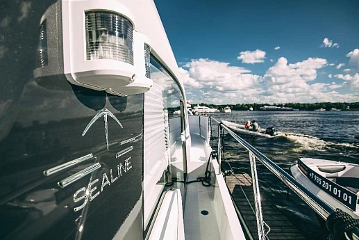 Яхта Sealine C335 V 2022 4