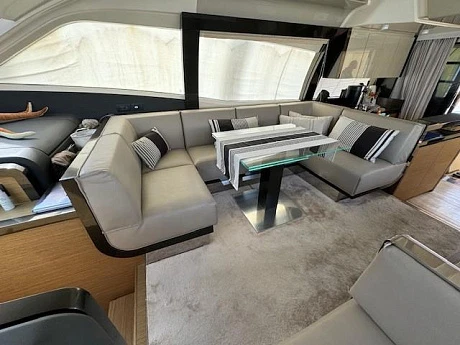 Яхта Ferretti 550 2016 7