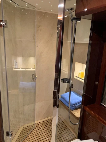 Яхта Princess 98 MY 2012 15