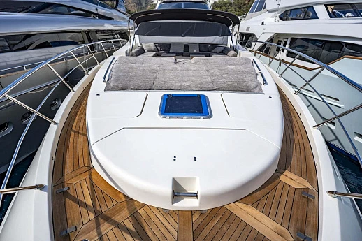 Яхта Azimut 98 Leonardo 2010 6