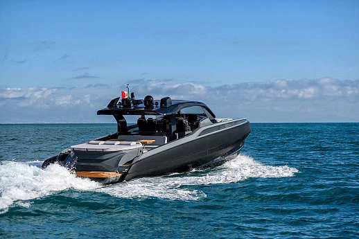 Яхта Rebel 55  2