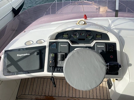 Яхта Princess 56 2016 3