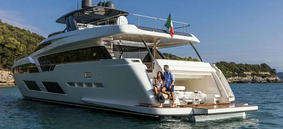 Яхта Ferretti 920 2021 5