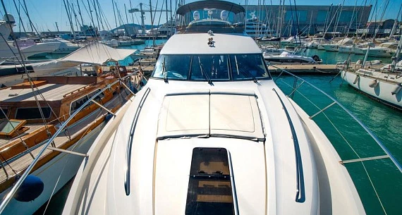 Яхта Princess 62 Flybridge 2010 3