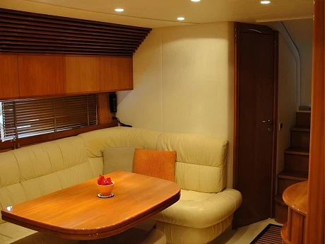 Яхты Pershing 52 2003 10