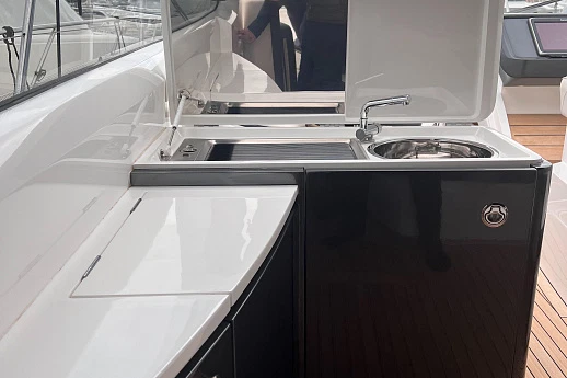 Princess V48 Open yacht 2016 7