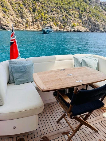 Яхта Princess P52 2016 9