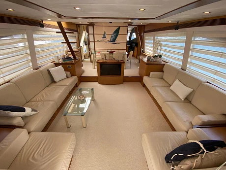 Ferretti 731 yacht 2009 13