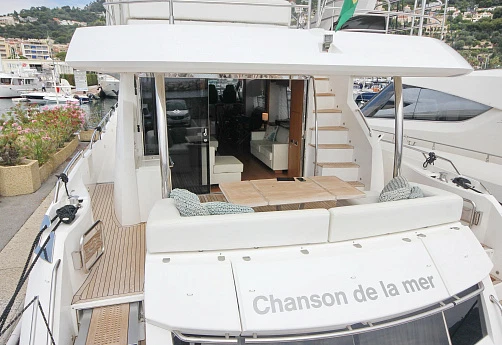 Яхта Sunseeker Manhattan 73 2012 11