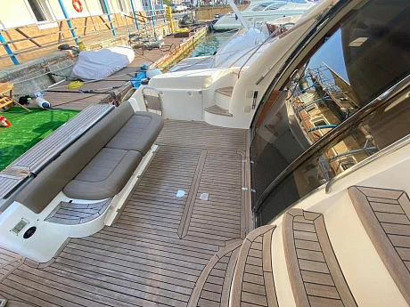 Яхта Sealine T52 2006 3